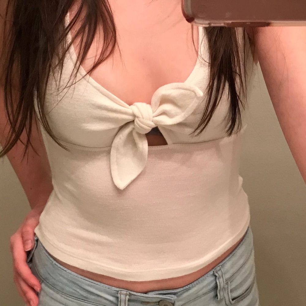 Whitish-cream knot tank top